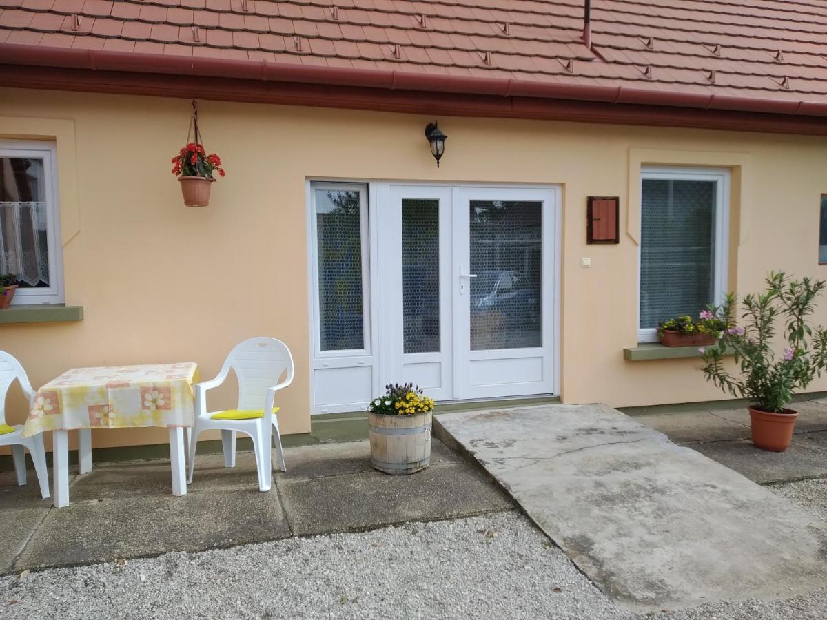 Barbara Apartmanhaz Keszthely Exterior photo
