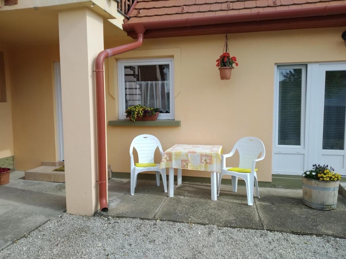Barbara Apartmanhaz Keszthely Exterior photo