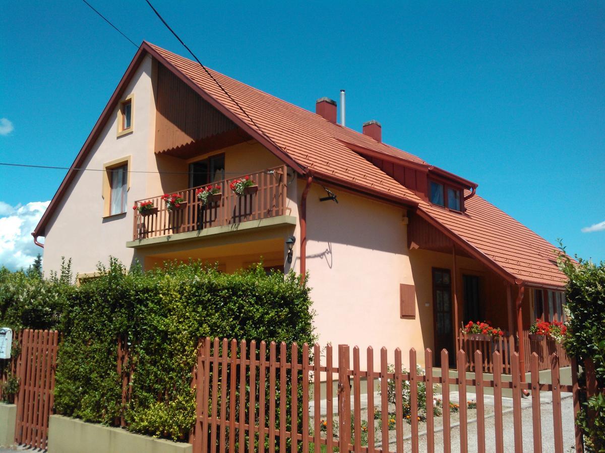 Barbara Apartmanhaz Keszthely Exterior photo